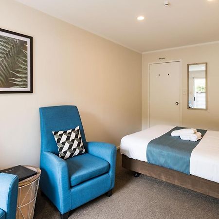 Motel Russell Dış mekan fotoğraf