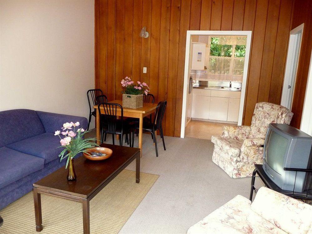 Motel Russell Dış mekan fotoğraf