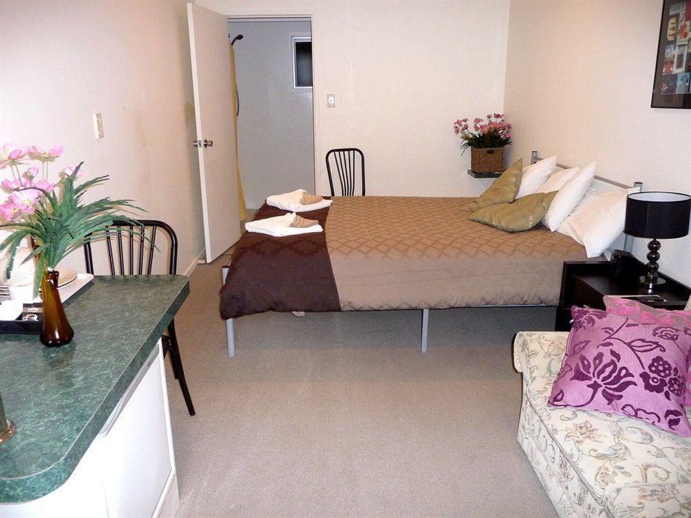 Motel Russell Dış mekan fotoğraf