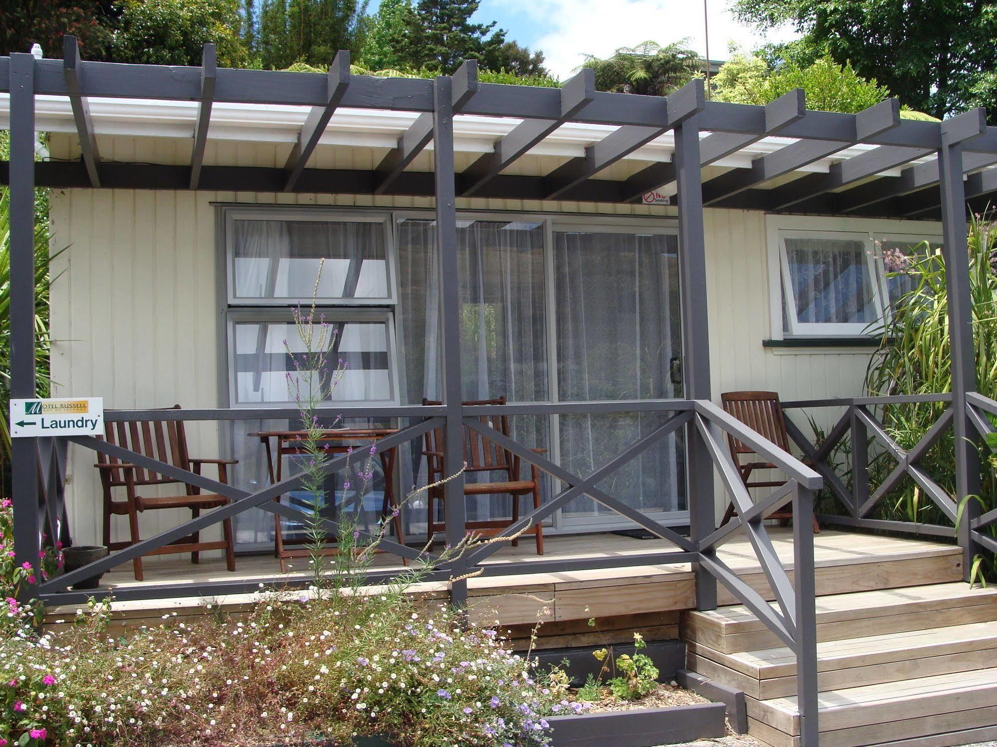 Motel Russell Dış mekan fotoğraf